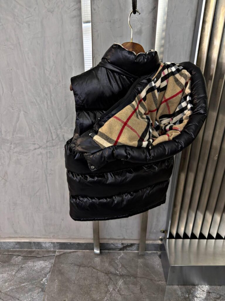 Burberry Prsluk “Black”