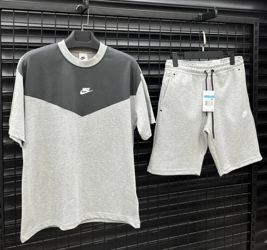 Nike Tech Fleece