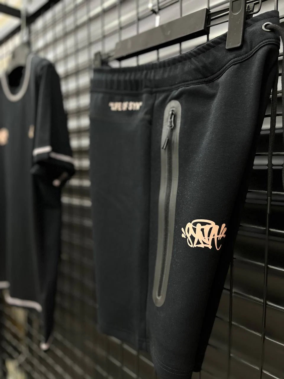 Nike x Syna