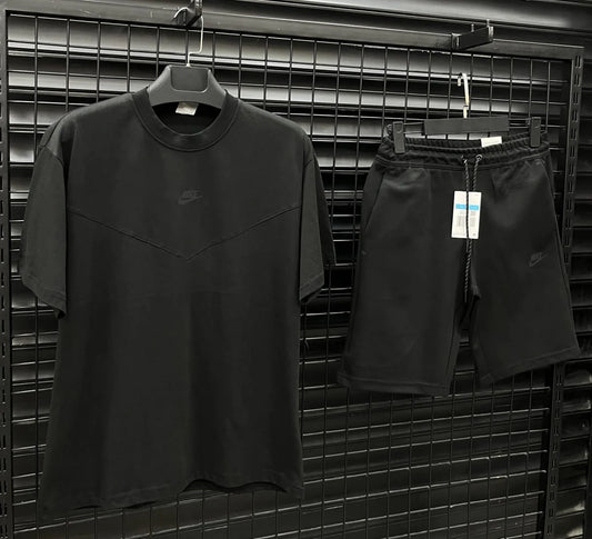 Nike Tech Fleece