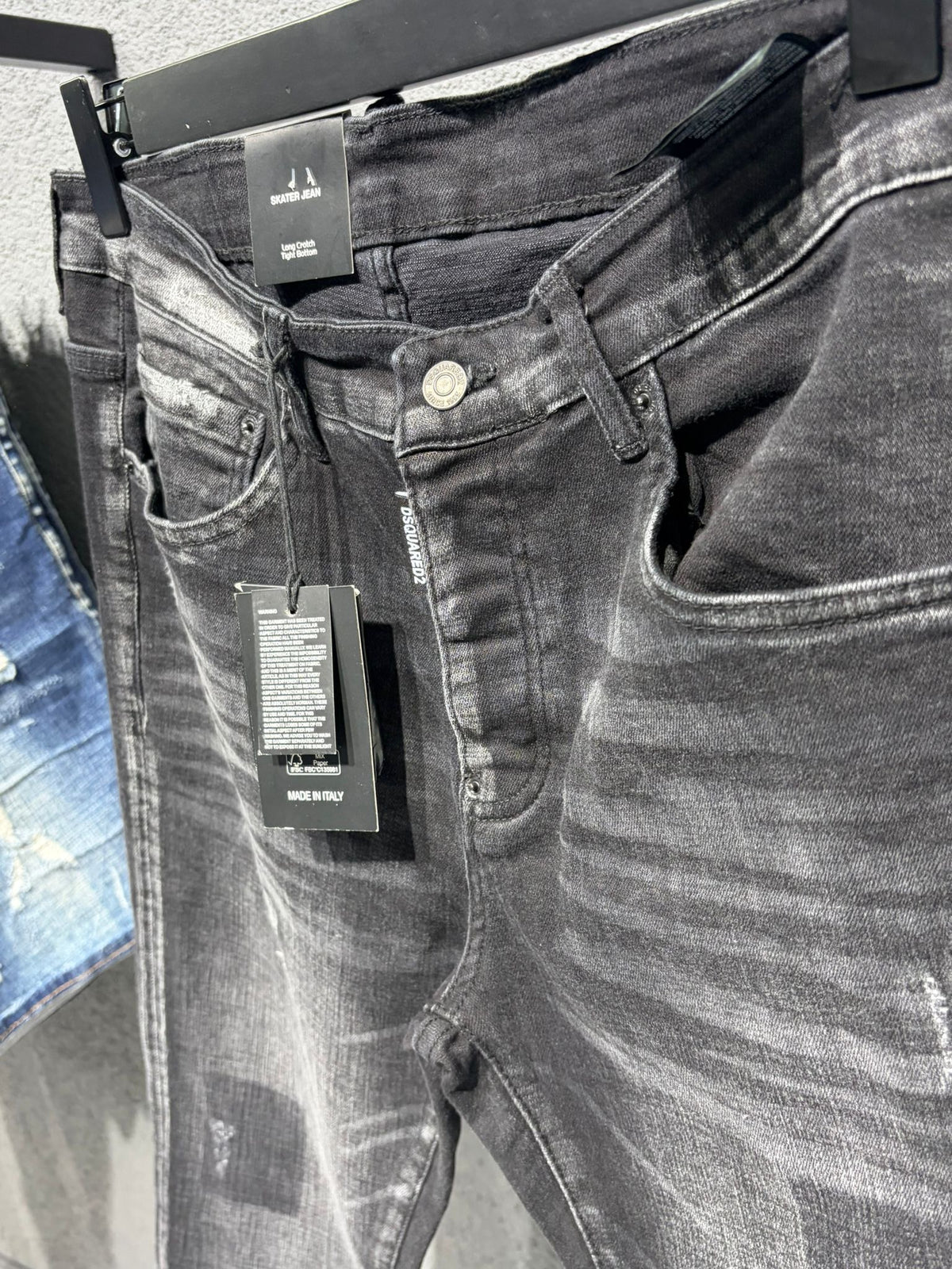Dsquared2 494