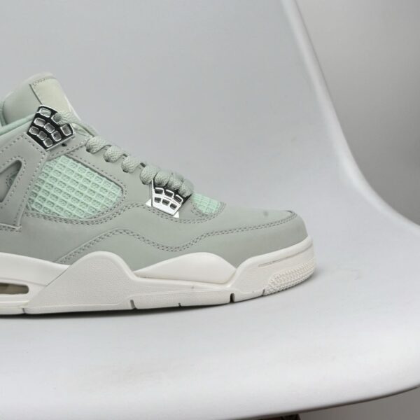 Air Jordan 4 Retro Green