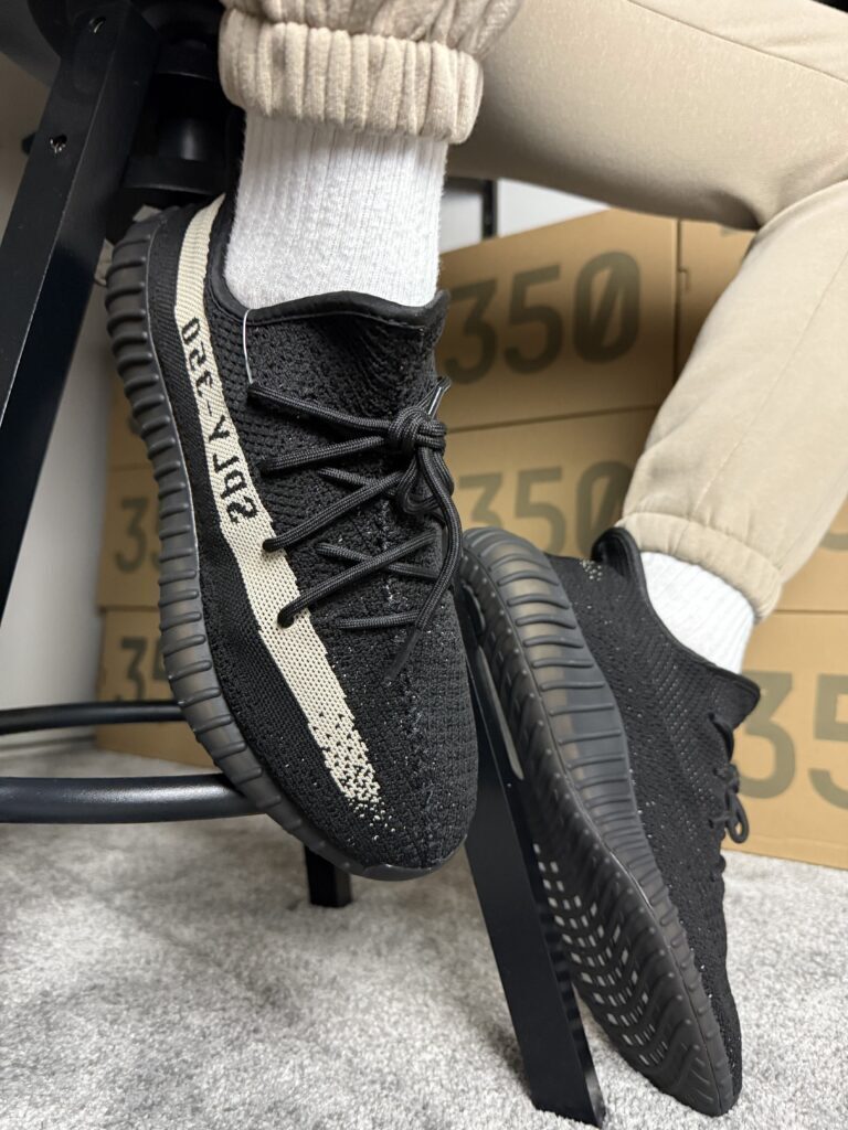 Yeezy Boost 350 V2 “Oreo”