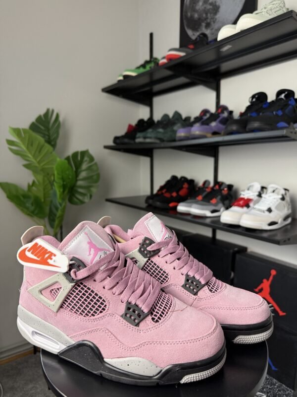 Air Jordan 4 Orchid