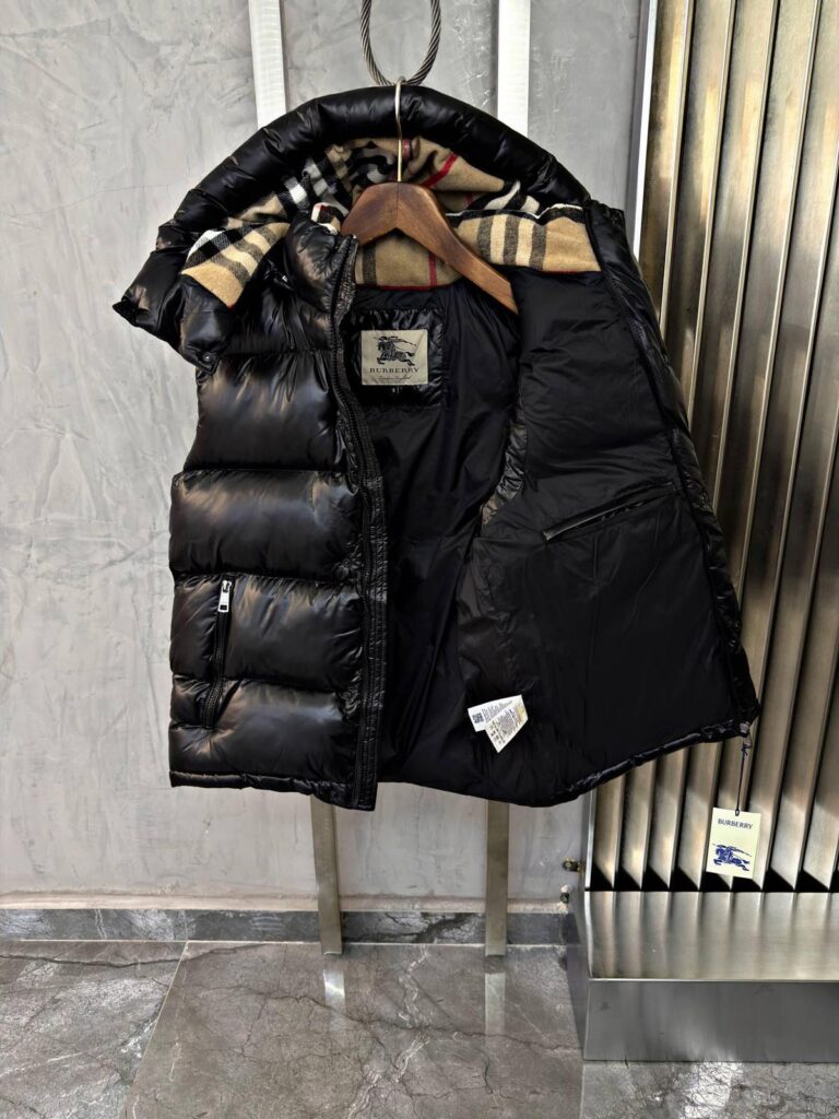 Burberry Prsluk “Black”