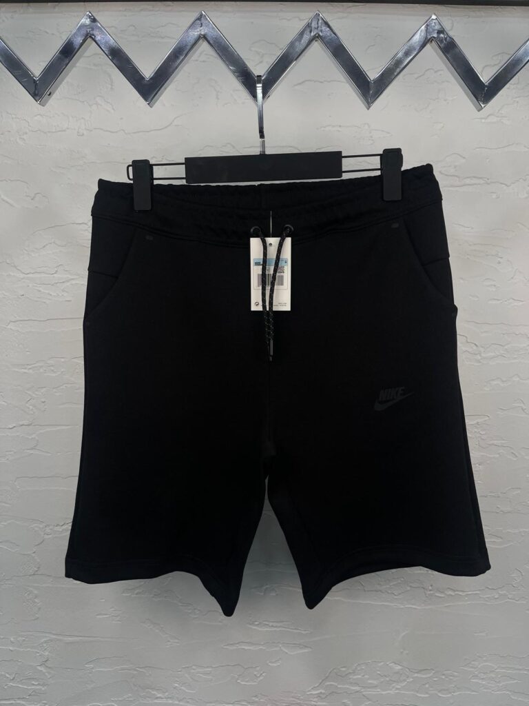 Nike Tech Fleece