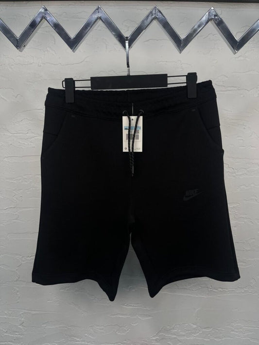 Nike Tech Fleece