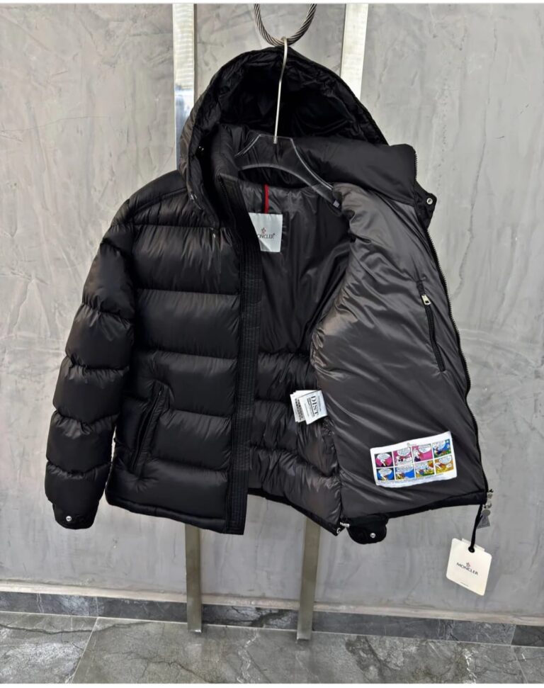 Moncler Maya short down jacket