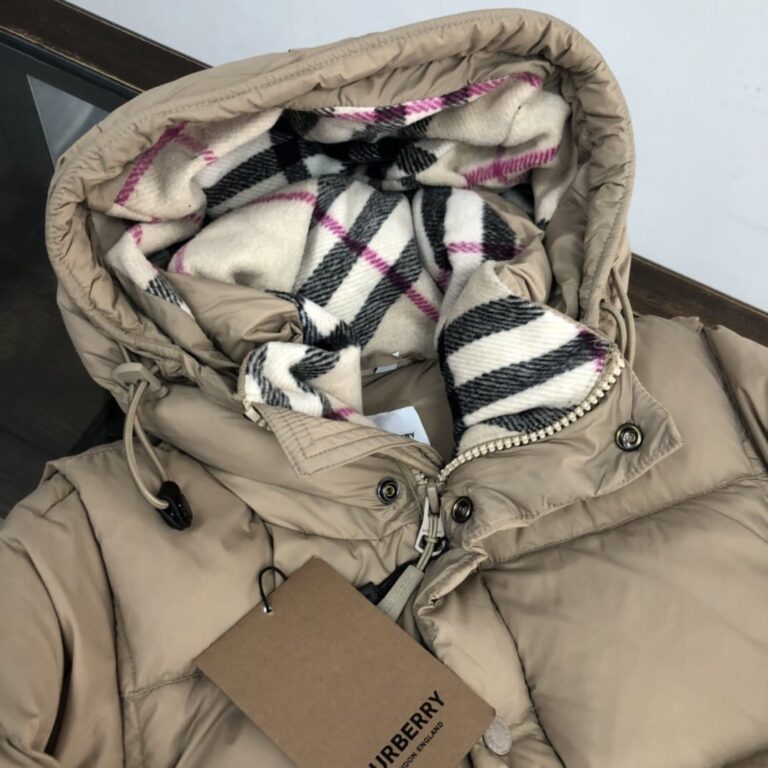Burberry Puffer Jacket “Beige”