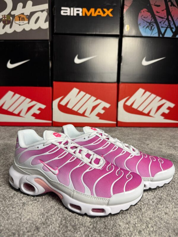 Nike Air Max Plus TN “Pink Fade”