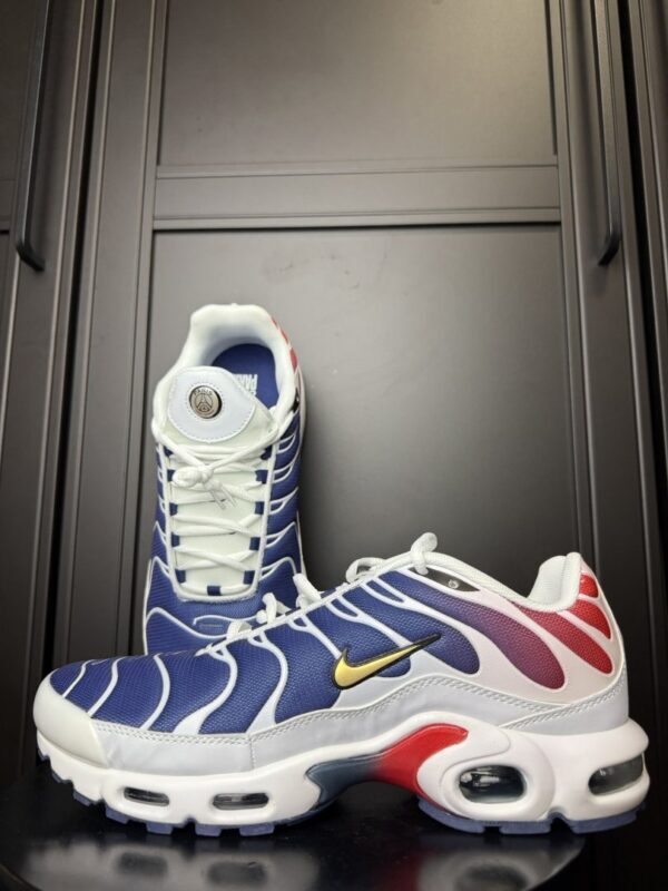 Nike AIR MAX PLUS TN bijela / plava / crvena